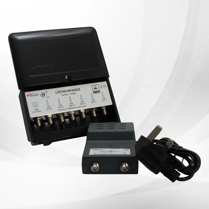 TRIAX LTE700 WFAV 622 Masthead Kit, 9-22dB Gain, 6 outputs, 1 output PSU